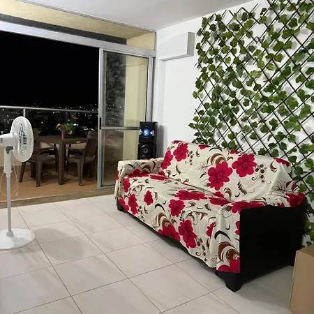 Balcon Vista Al Mar Piscina Apartamento